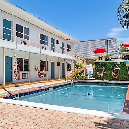 Hollywood Beach, Steps To The Beach, Pool Екстериор снимка